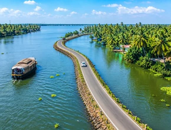 Kerala Backwaters and Munnar